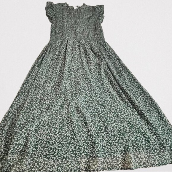 Sweet Rain Green and White Floral Dress - Picture 1 of 13